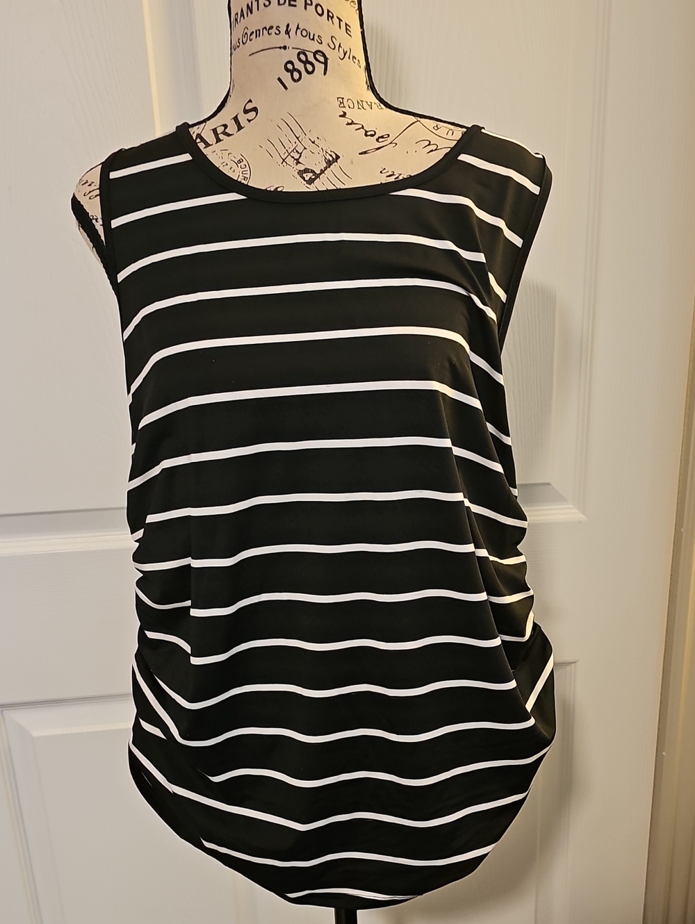Black & White Striped Sleeveless Women's Top